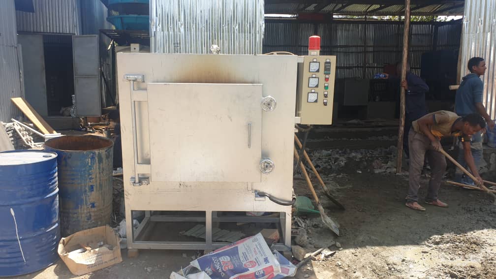 埃塞俄比亞-高溫電阻箱式爐(圖4) 埃塞俄比亞-高溫電阻箱式爐(圖4)