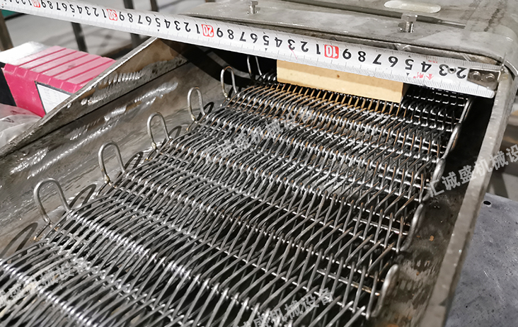 連續式耐高溫人字形網帶