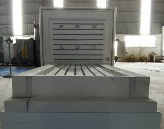 翻轉臺車爐的優點是什么？