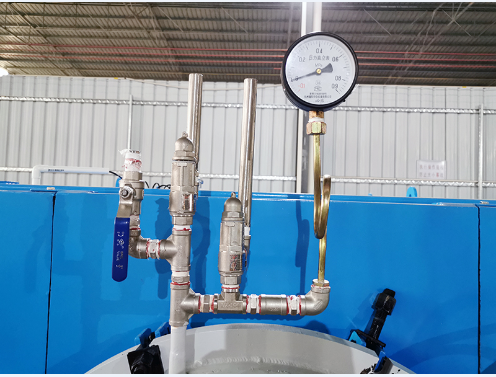 一種熱鍍鋅臥式退火爐爐內輥面異物清除方法